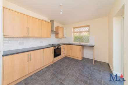 London Road, Shenley, Image 7