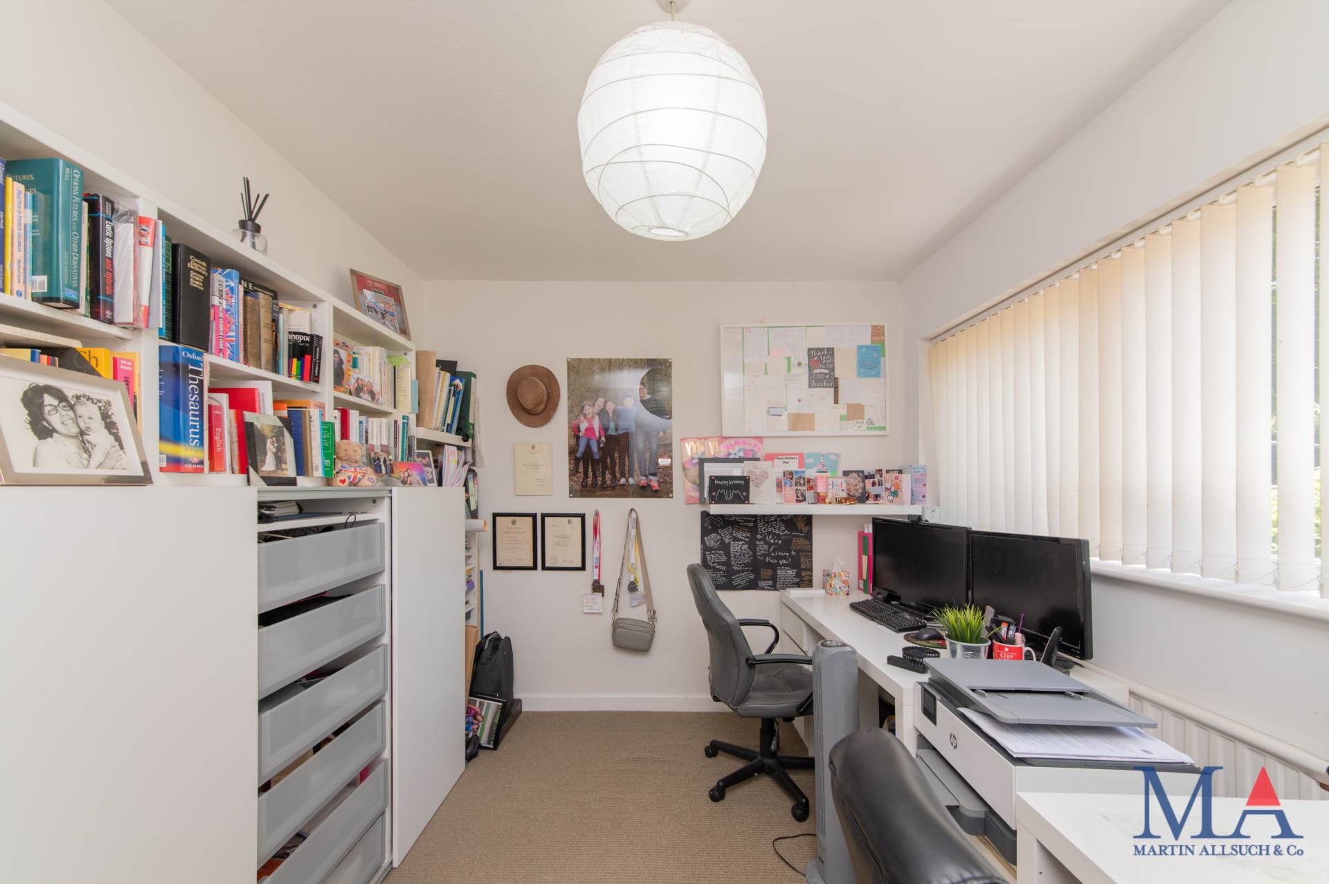Deacons Hill Road, Elstree, Image 17