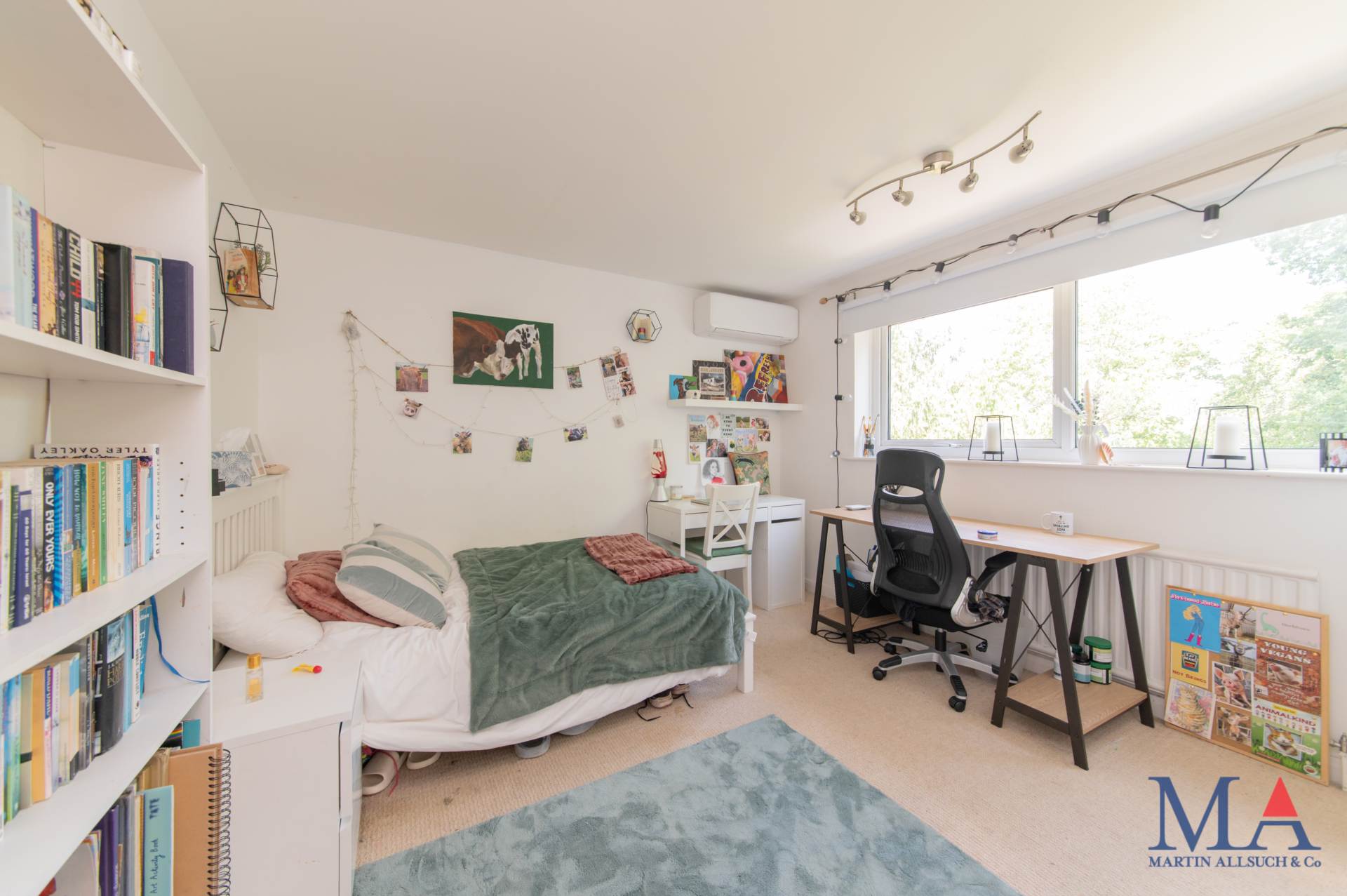 Deacons Hill Road, Elstree, Image 24