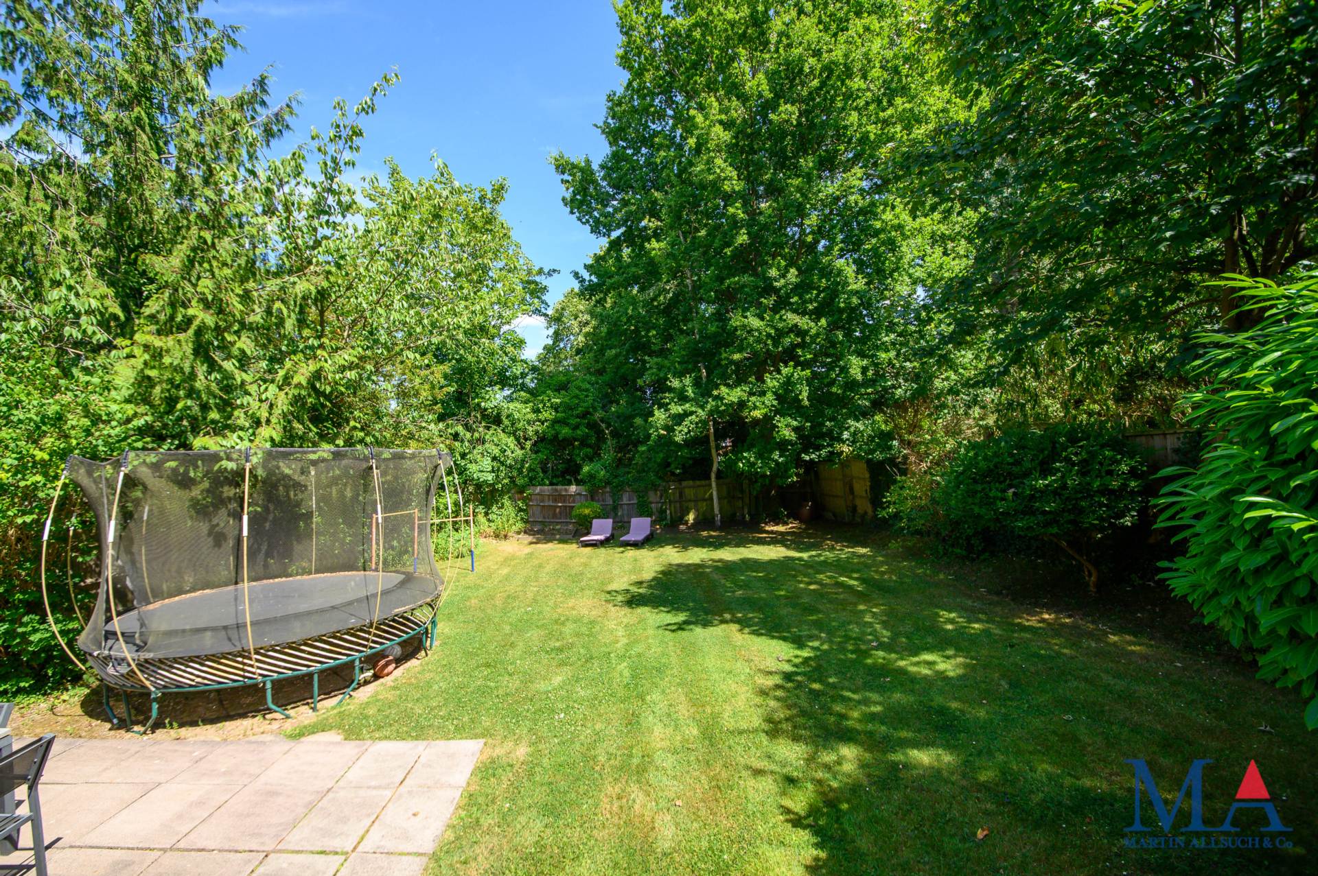 Deacons Hill Road, Elstree, Image 36