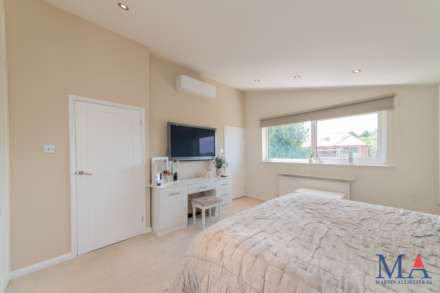Deacons Hill Road, Elstree, Image 27