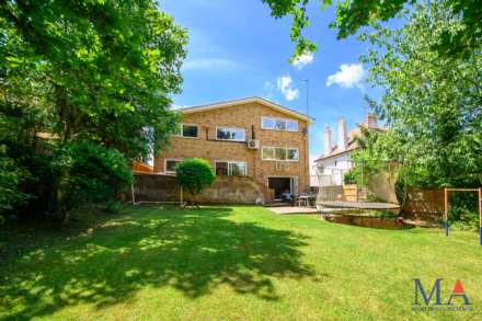 Deacons Hill Road, Elstree, Image 34