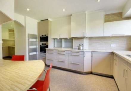 Newlands Avenue, Radlett, Image 2