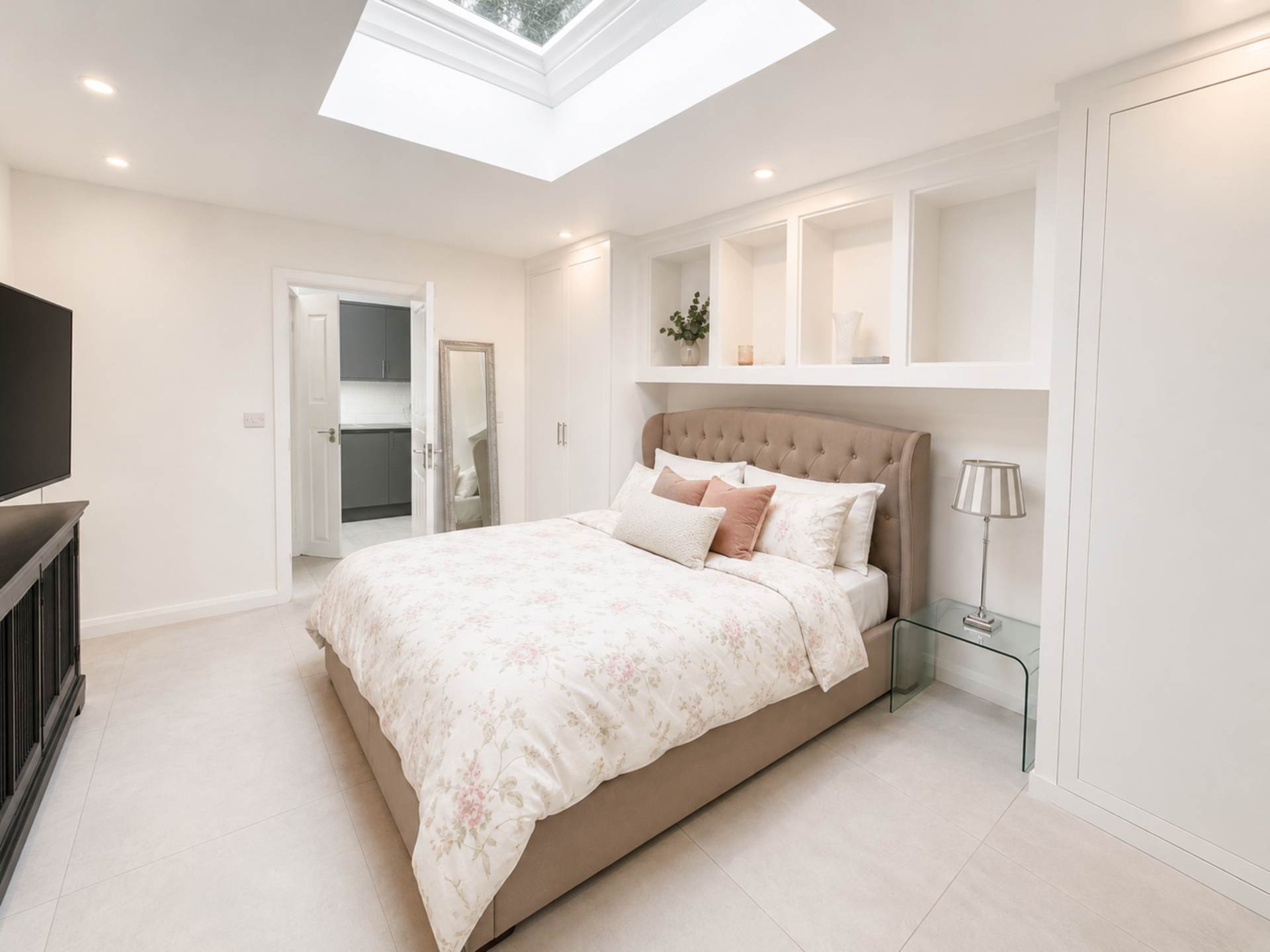 Barham Avenue, Elstree, Image 12