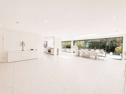 Barham Avenue, Elstree, Image 24