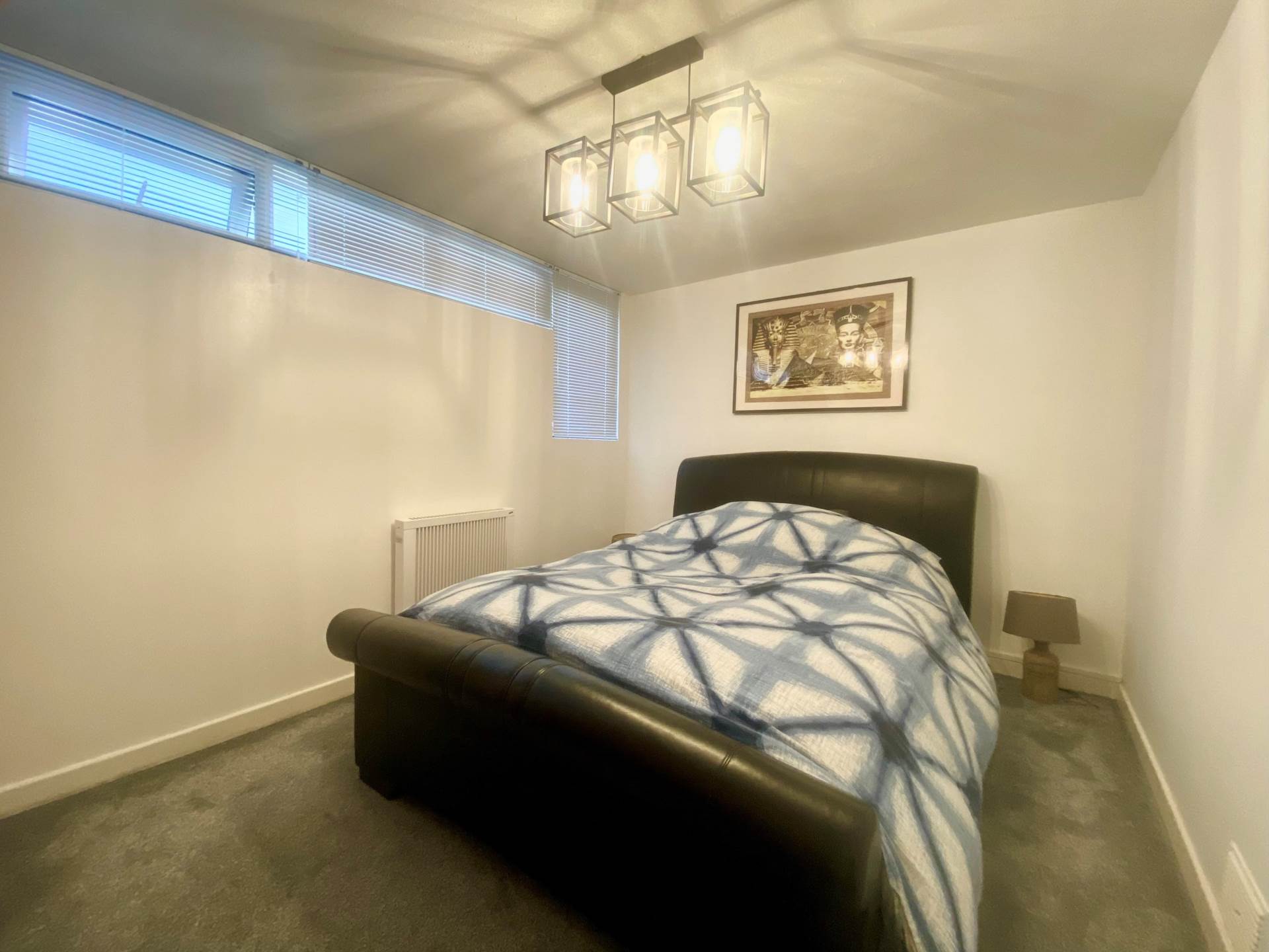 Watling Court, Elstree, Image 7