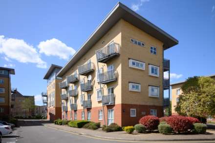 Wilding Court, Station Road, Borehamwood, Image 14