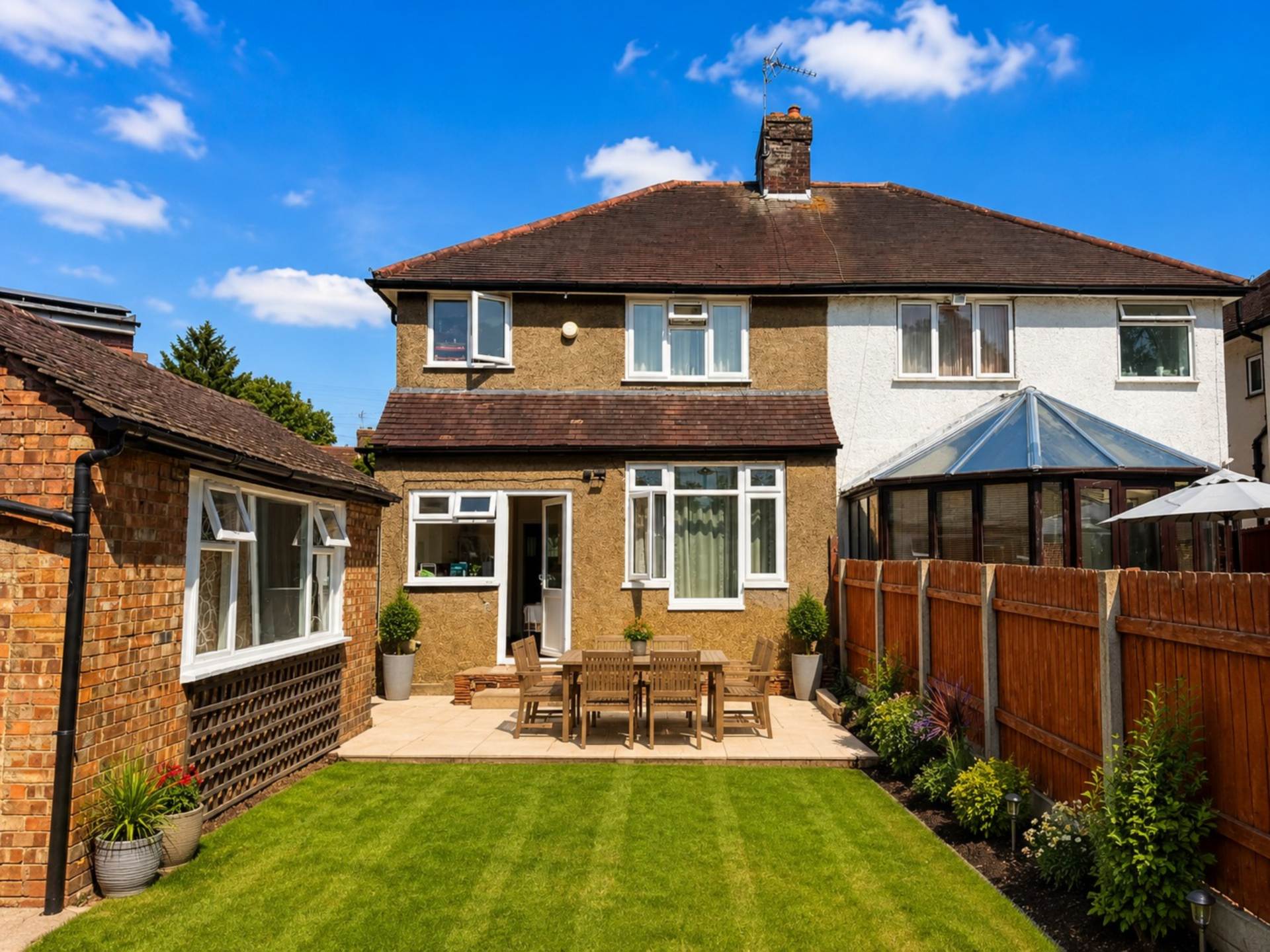 Methuen Road, Edgware, Image 2