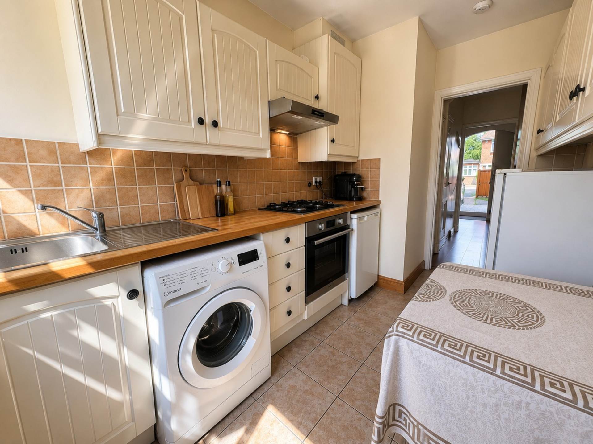 Methuen Road, Edgware, Image 9