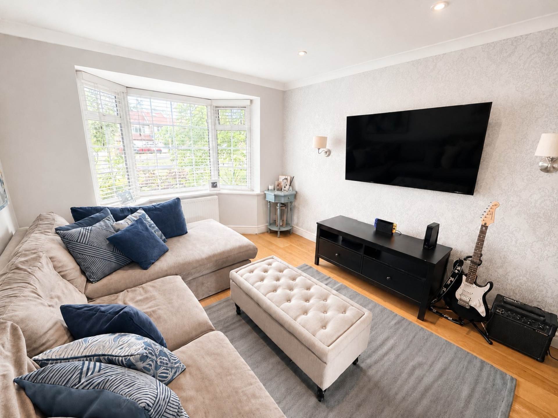 Park Crescent, Elstree, Image 13