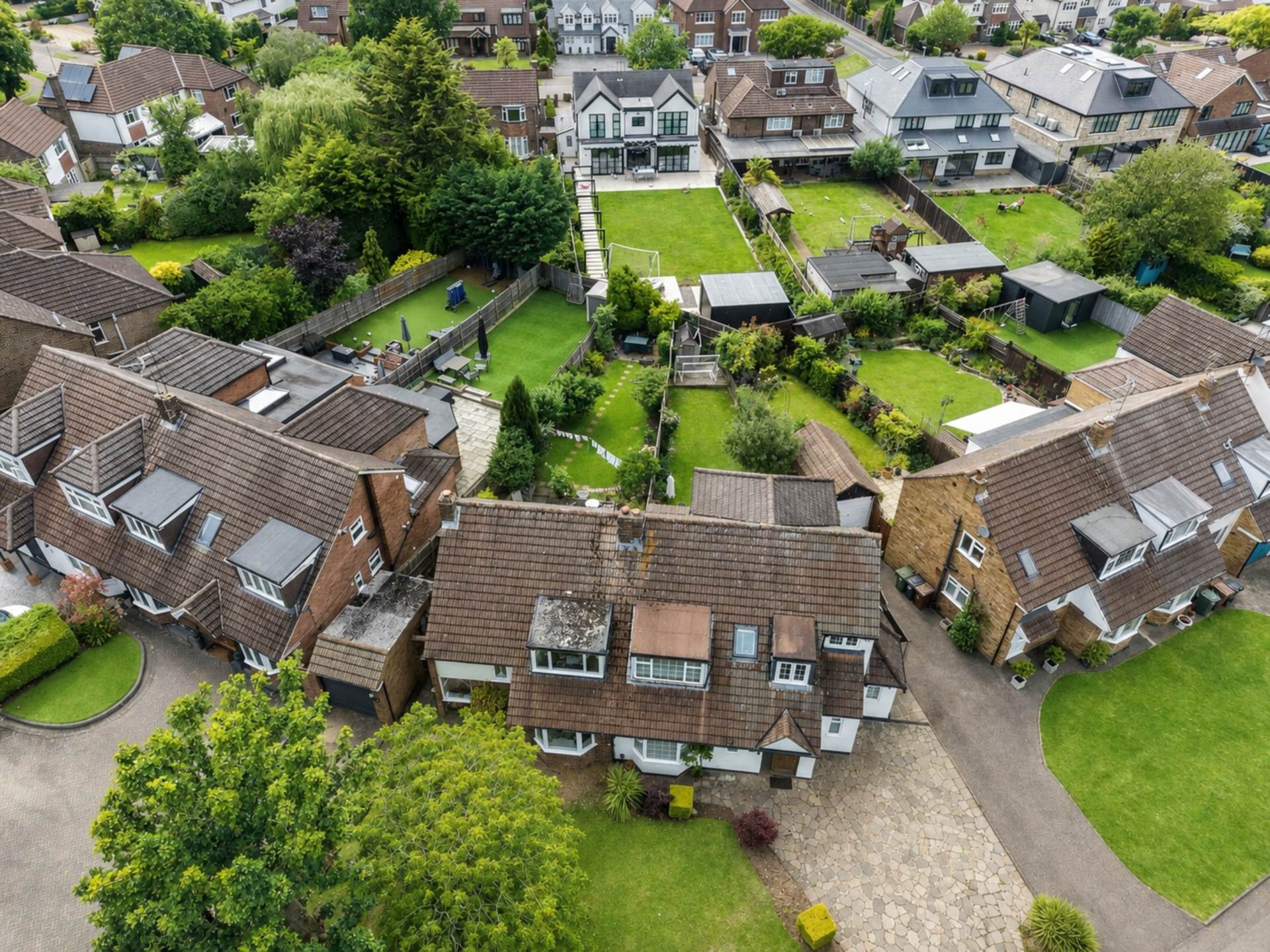 Park Crescent, Elstree, Image 15