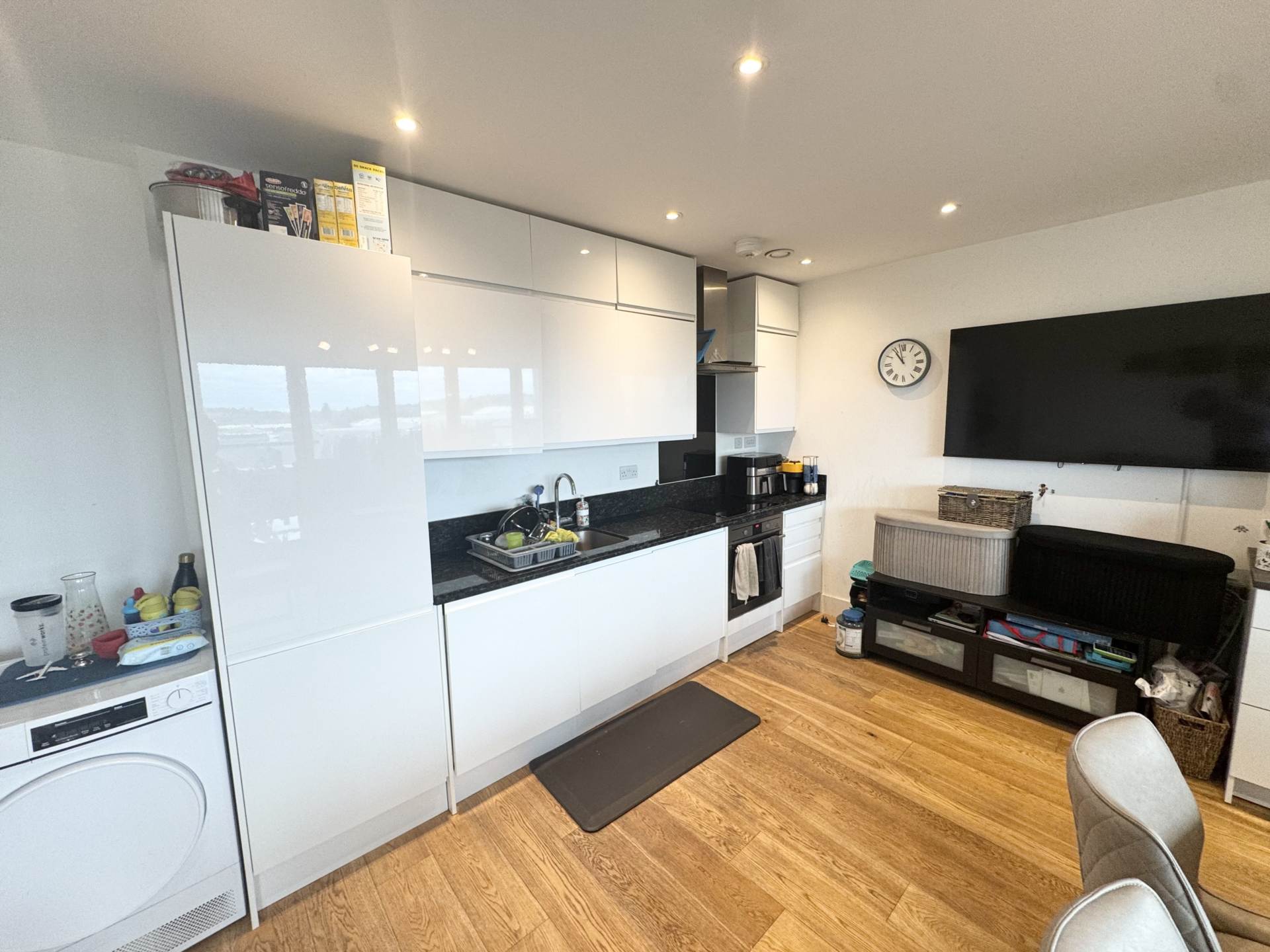 Elstree Way, Borehamwood, Image 4