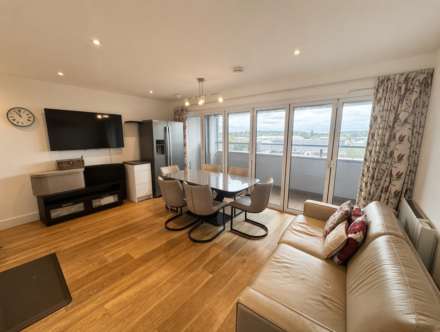 Elstree Way, Borehamwood, Image 2