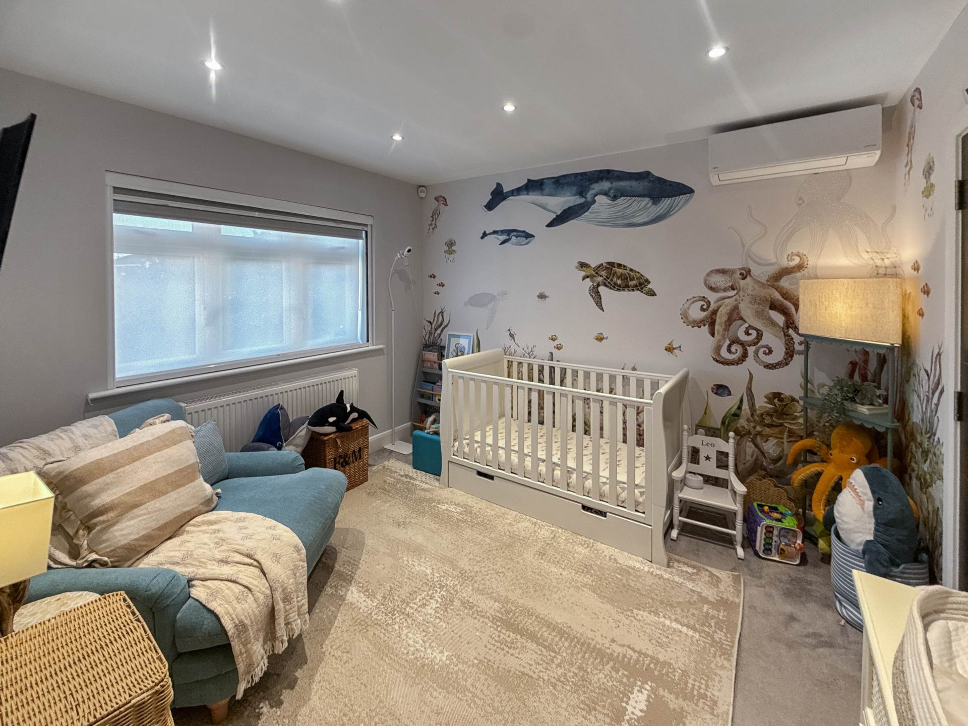 Theobald Street, Borehamwood, Image 13