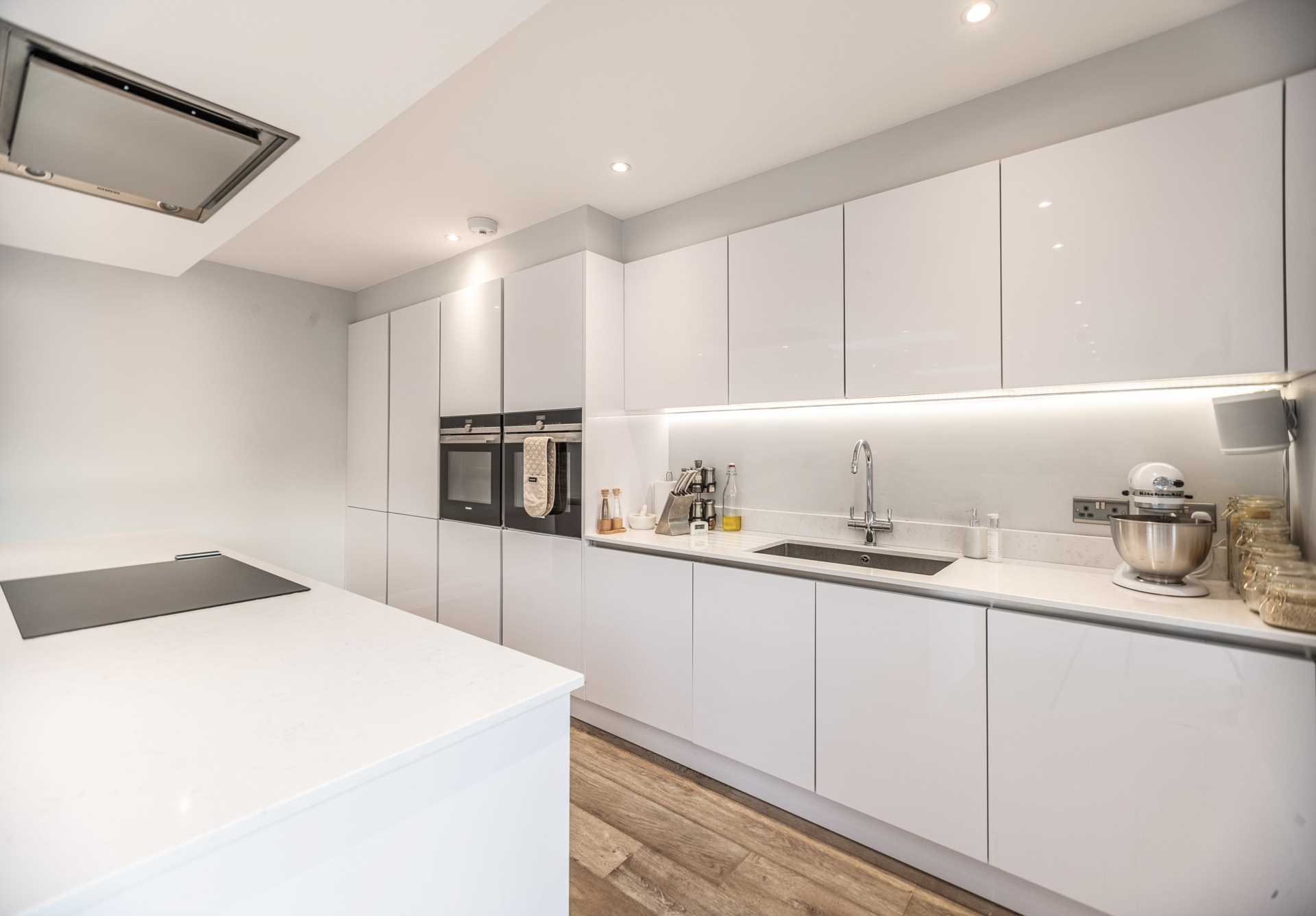 Theobald Street, Borehamwood, Image 9