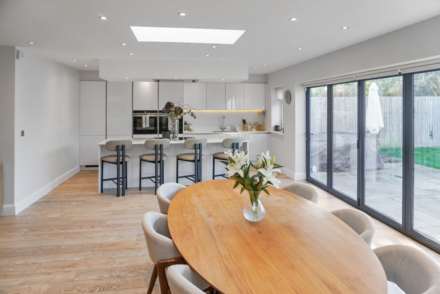 Theobald Street, Borehamwood, Image 2