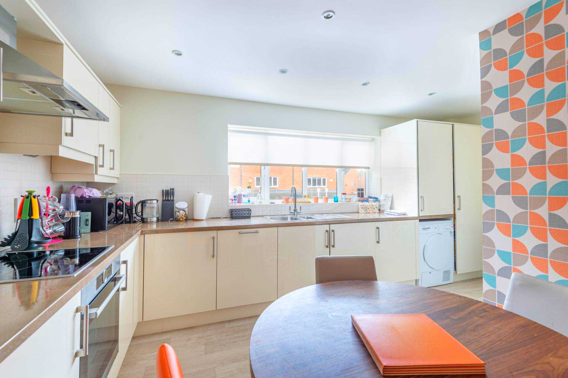 Chaucer Grove, Borehamwood, Image 4