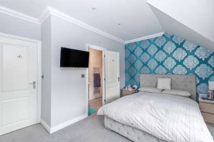 Chaucer Grove, Borehamwood, Image 9