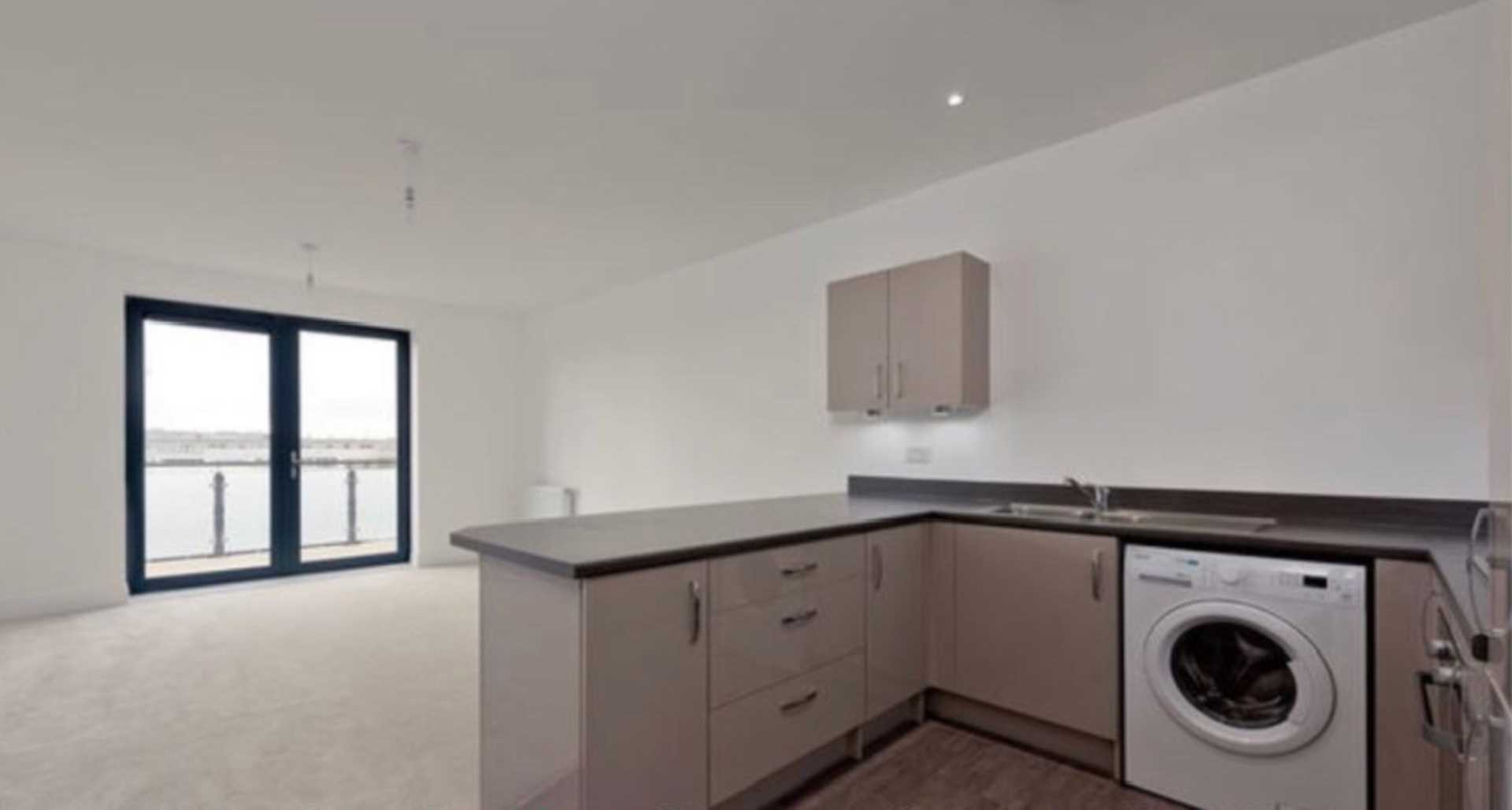 Studio Way, Borehamwood, Image 6