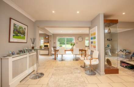 Grange Road, Elstree, Image 5