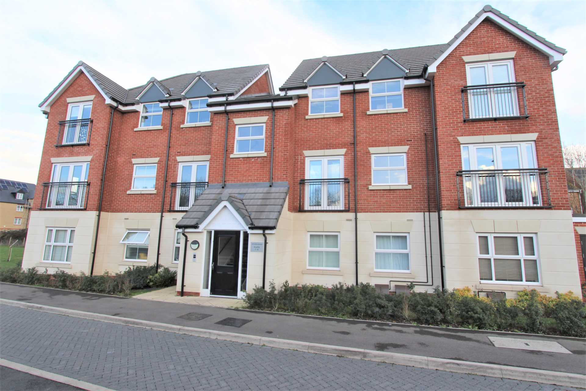 Kipling Way, Borehamwood, Image 1