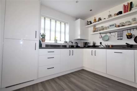 Kipling Way, Borehamwood, Image 6