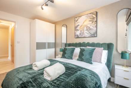 Owen Court, Grade Close, Elstree, Image 12