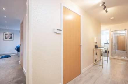 Owen Court, Grade Close, Elstree, Image 13