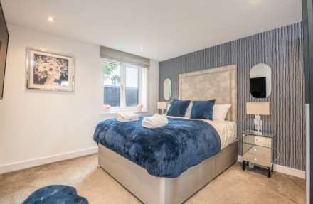 Owen Court, Grade Close, Elstree, Image 6