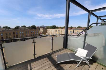 Horizon Place, Borehamwood, Image 3