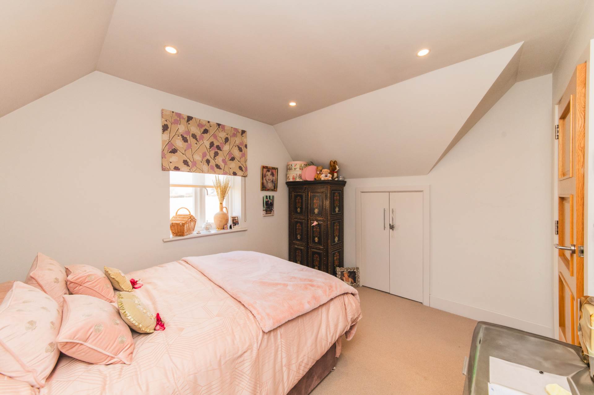 Old Nursery Close, Shenley, Image 18