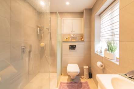 Old Nursery Close, Shenley, Image 23
