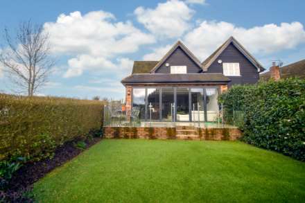Old Nursery Close, Shenley, Image 25