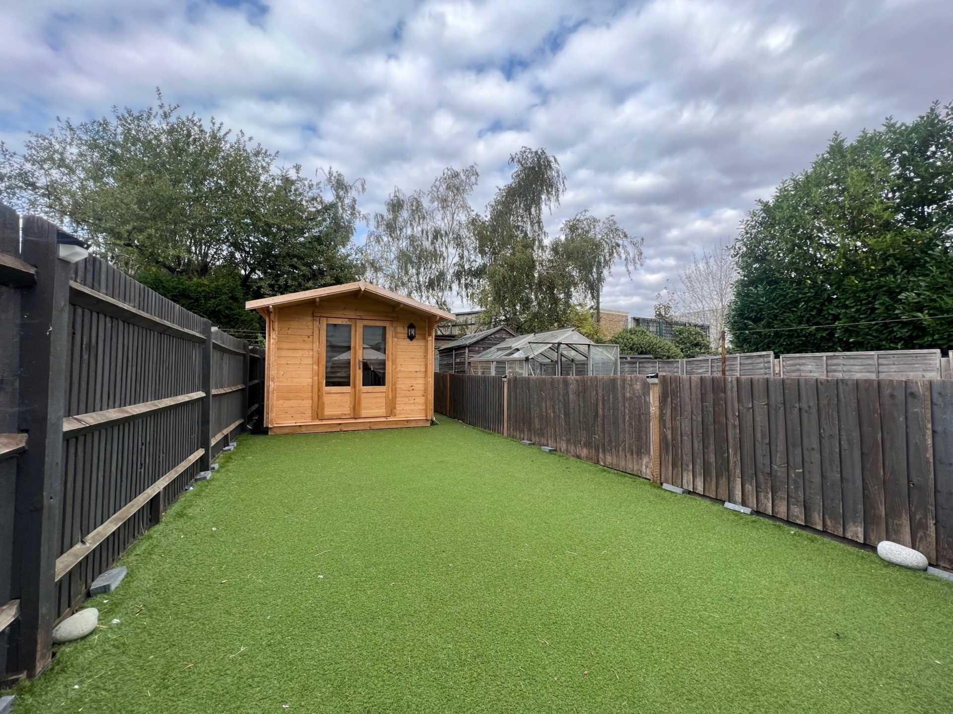 Malden Road, Borehamwood, Image 2