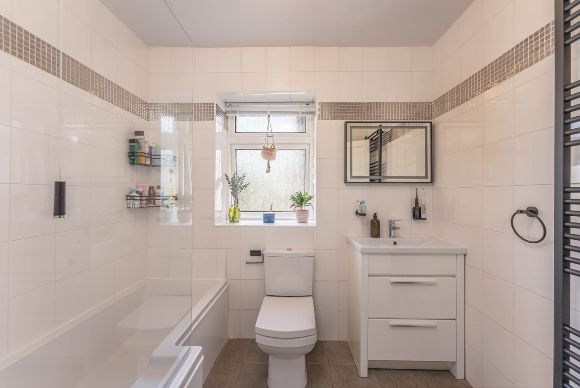 Brodewater Road, Borehamwood, Image 13