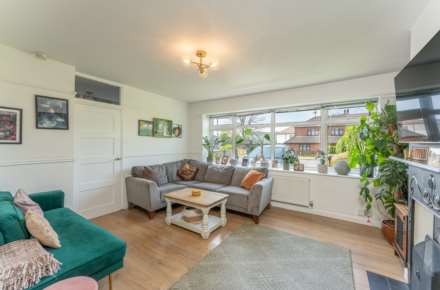 Brodewater Road, Borehamwood, Image 3