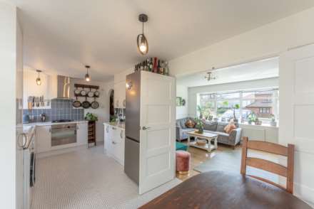 Brodewater Road, Borehamwood, Image 6