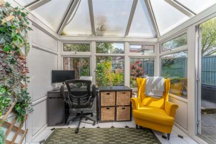 Brodewater Road, Borehamwood, Image 7