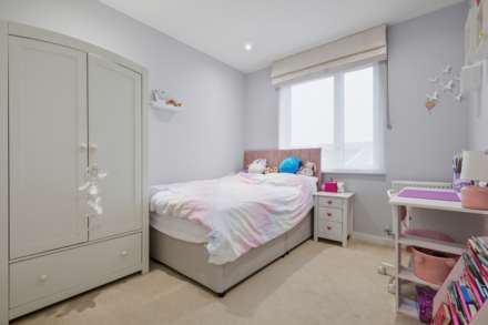 Lacey Drive, Edgware, Image 10