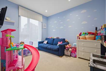 Lacey Drive, Edgware, Image 11