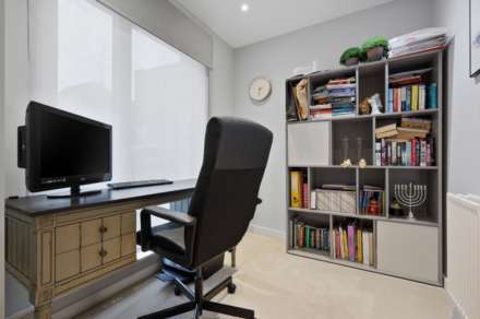 Lacey Drive, Edgware, Image 12