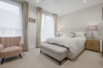 Lacey Drive, Edgware, Image 8