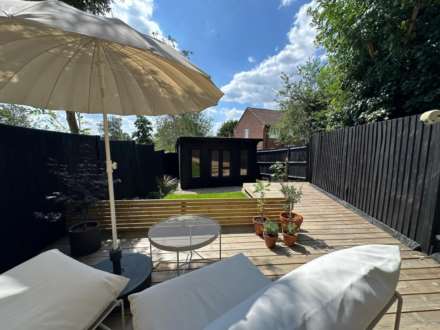 Dylan Close, Elstree, Image 13