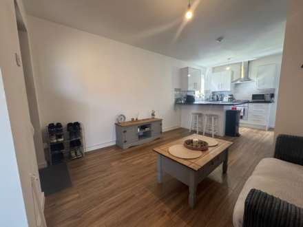 Webber Close, Elstree, Image 1
