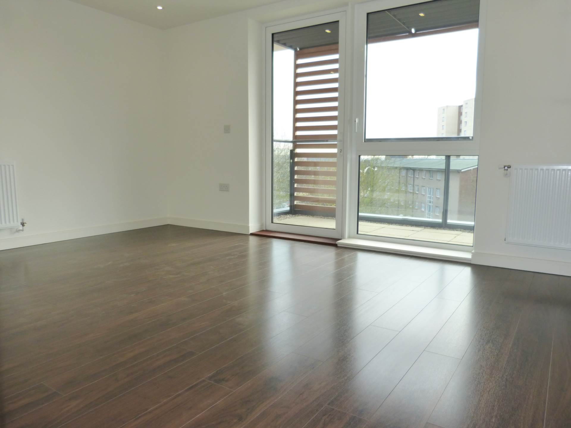 Brunel Court, Edgware, Image 4