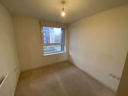 Brunel Court, Edgware, Image 10
