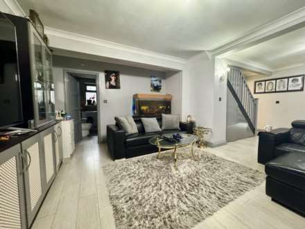Darrington Road, Borehamwood, Image 3