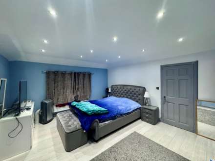Darrington Road, Borehamwood, Image 8