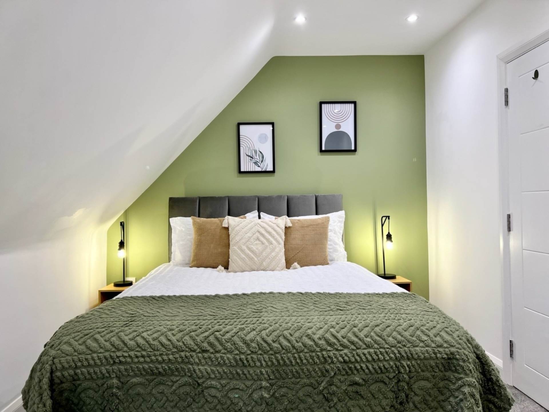 Shenley Road, Borehamwood, Image 1