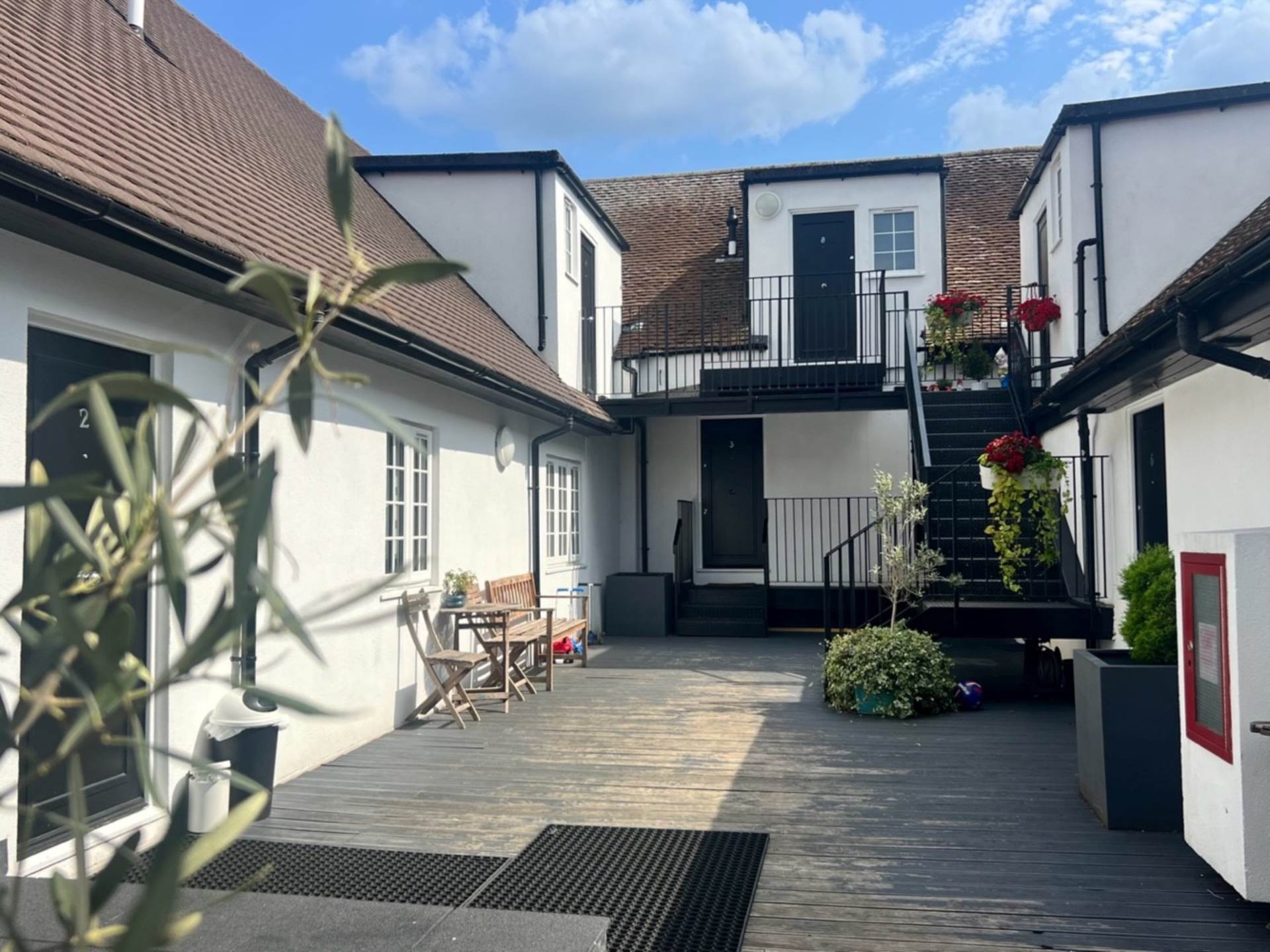Shenley Road, Borehamwood, Image 13